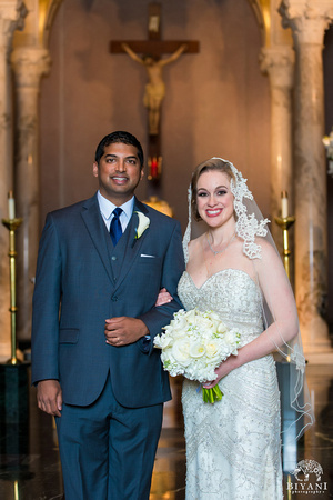 St_Annes_Catholic_Church_Houston_Fusion_Indian_Wedding_Couple's_Photos_001