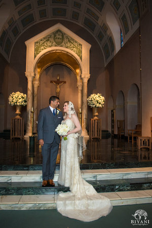 St_Annes_Catholic_Church_Houston_Fusion_Indian_Wedding_Couple's_Photos_005