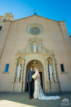 St_Annes_Catholic_Church_Houston_Fusion_Indian_Wedding_Couple's_Photos_016