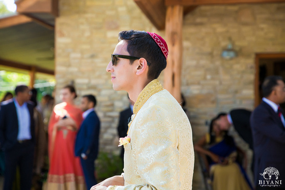 Hindu_Jewish_Wedding_Ceremony_Baraat_Photos_003