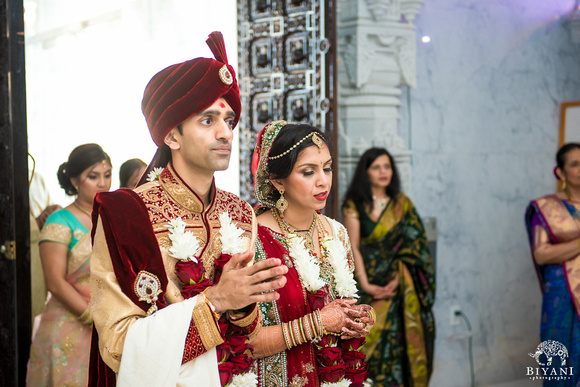 BAPS_Shri_Swaminarayan_Mandir_Wedding_Abhishek_Photos_Houston_TX_010