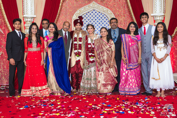 BAPS_Shri_Swaminarayan_Mandir_Wedding_Group_Photos_Houston_TX_036