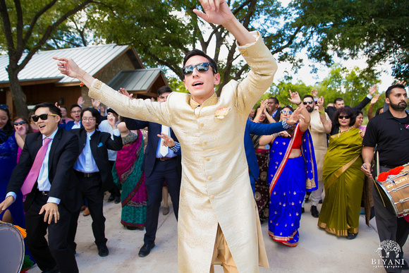 Hindu_Jewish_Wedding_Ceremony_Baraat_Photos_015