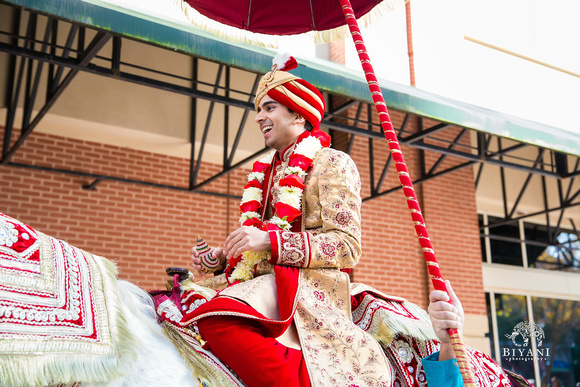 SN_Indian_Wedding_Ceremony_Baraat_Photos_Sugarland_Marriott_Houston_TX_006