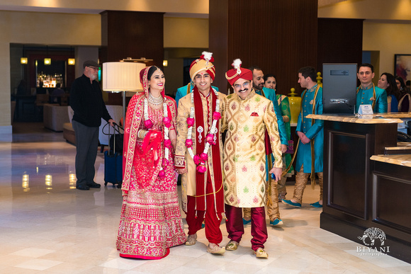 SN_Indian_Wedding_Ceremony_Grooms_Home_Photos_Sugarland_Marriott_Houston_TX_004