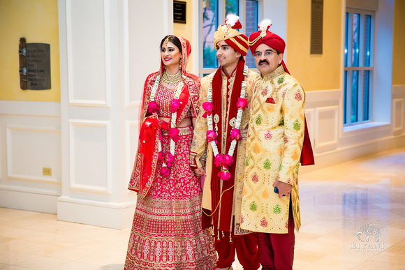 SN_Indian_Wedding_Ceremony_Grooms_Home_Photos_Sugarland_Marriott_Houston_TX_005