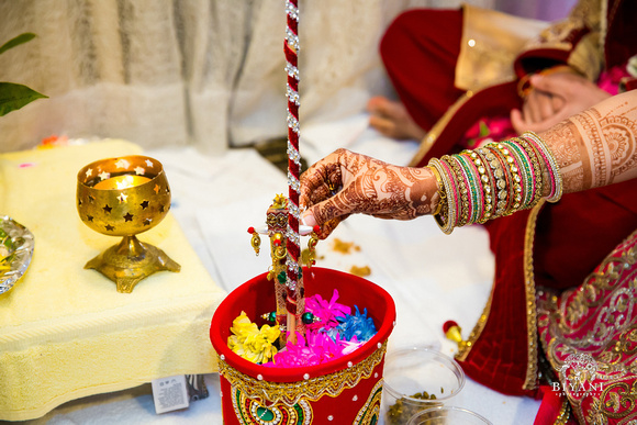 SN_Indian_Wedding_Ceremony_Grooms_Home_Photos_Sugarland_Marriott_Houston_TX_014