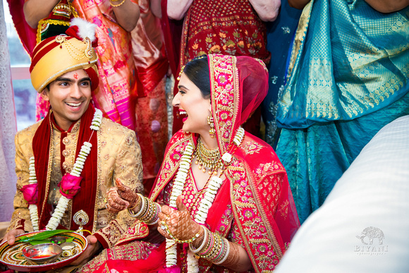 SN_Indian_Wedding_Ceremony_Grooms_Home_Photos_Sugarland_Marriott_Houston_TX_016
