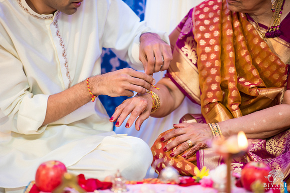 BAPS_Shri_Swaminarayan_Mandir_Wedding_Groom_Vidhi_Photos_Houston_TX_013