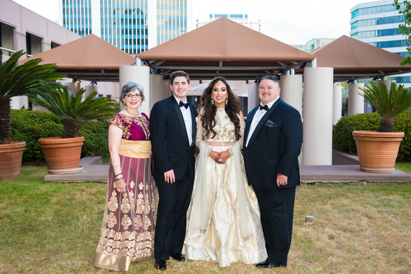 Fusion_Indian_Wedding_Reception_Group_Photos_Hilton_Post_Oak_Houston_TX_008