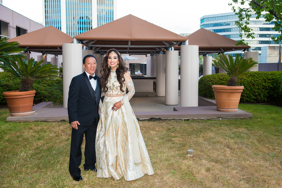 Fusion_Indian_Wedding_Reception_Group_Photos_Hilton_Post_Oak_Houston_TX_014
