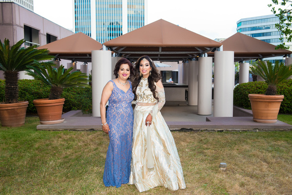 Fusion_Indian_Wedding_Reception_Group_Photos_Hilton_Post_Oak_Houston_TX_016