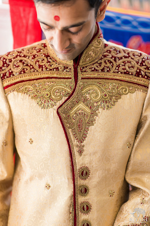 BAPS_Shri_Swaminarayan_Mandir_Wedding_Groom_Getting_Ready_Photos_Houston_TX_012