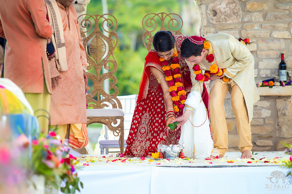 Hindu_Jewish_Wedding_Ceremony_Photos_142