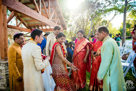 Hindu_Jewish_Wedding_Ceremony_Photos_271