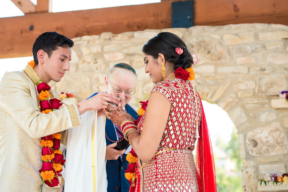 Hindu_Jewish_Wedding_Ceremony_Photos_242