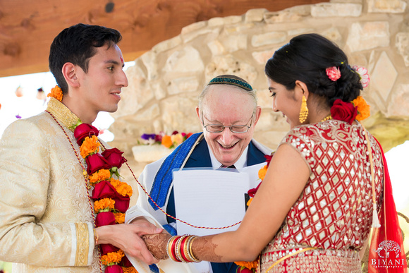 Hindu_Jewish_Wedding_Ceremony_Photos_231