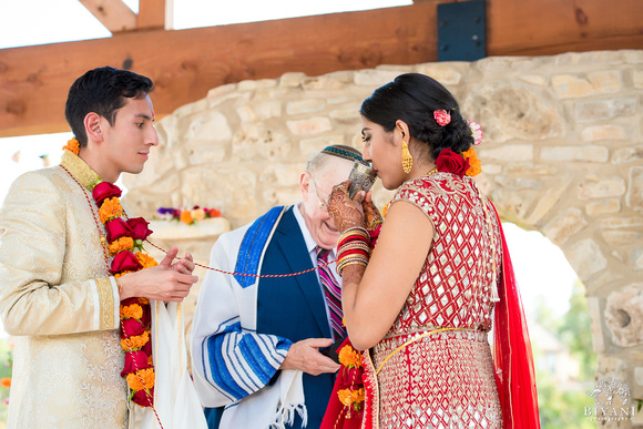 Hindu_Jewish_Wedding_Ceremony_Photos_243