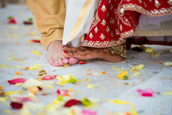 Hindu_Jewish_Wedding_Ceremony_Photos_199