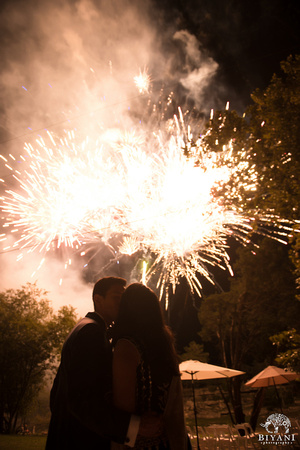 Hindu_Jewish_Wedding_Reception_Couples_and_Fireworks_Photos_034