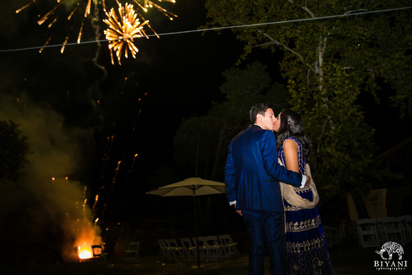 Hindu_Jewish_Wedding_Reception_Couples_and_Fireworks_Photos_033