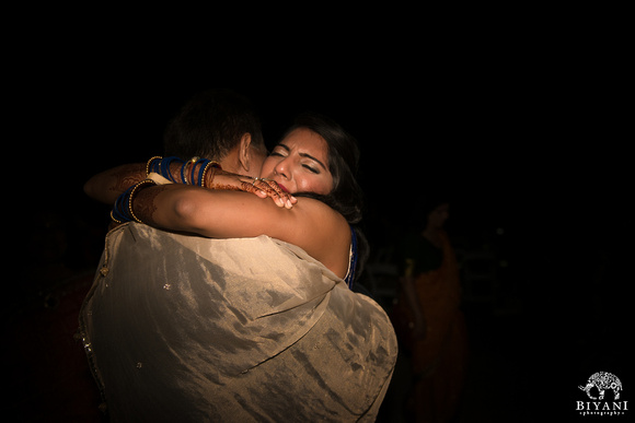 Hindu_Jewish_Wedding_Reception_Couples_and_Fireworks_Photos_037