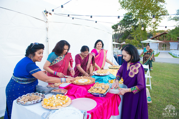 Hindu_Jewish_Wedding_Reception_Decor_Details_Food_Photos_037