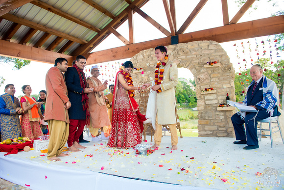 Hindu_Jewish_Wedding_Ceremony_Photos_137