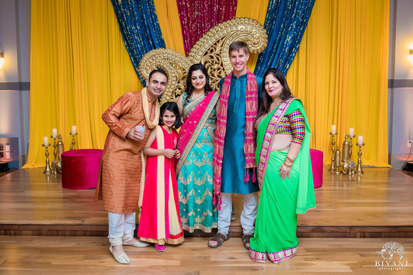 Fusion_Indian_Wedding_Sangeet_Group_Photos_Noahs_Event_Center_Houston_TX_014