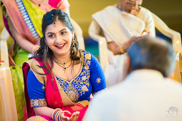 BAPS_Shri_Swaminarayan_Mandir_Wedding_Bride_Vidhi_Photos_Houston_TX_018