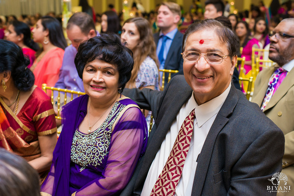 BAPS_Shri_Swaminarayan_Mandir_Wedding_Guest_Photos_Houston_TX_006