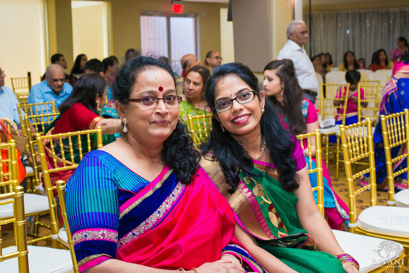 BAPS_Shri_Swaminarayan_Mandir_Wedding_Guest_Photos_Houston_TX_017